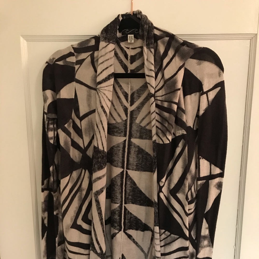 Billabong high-low wrap cardigan. Size Small.